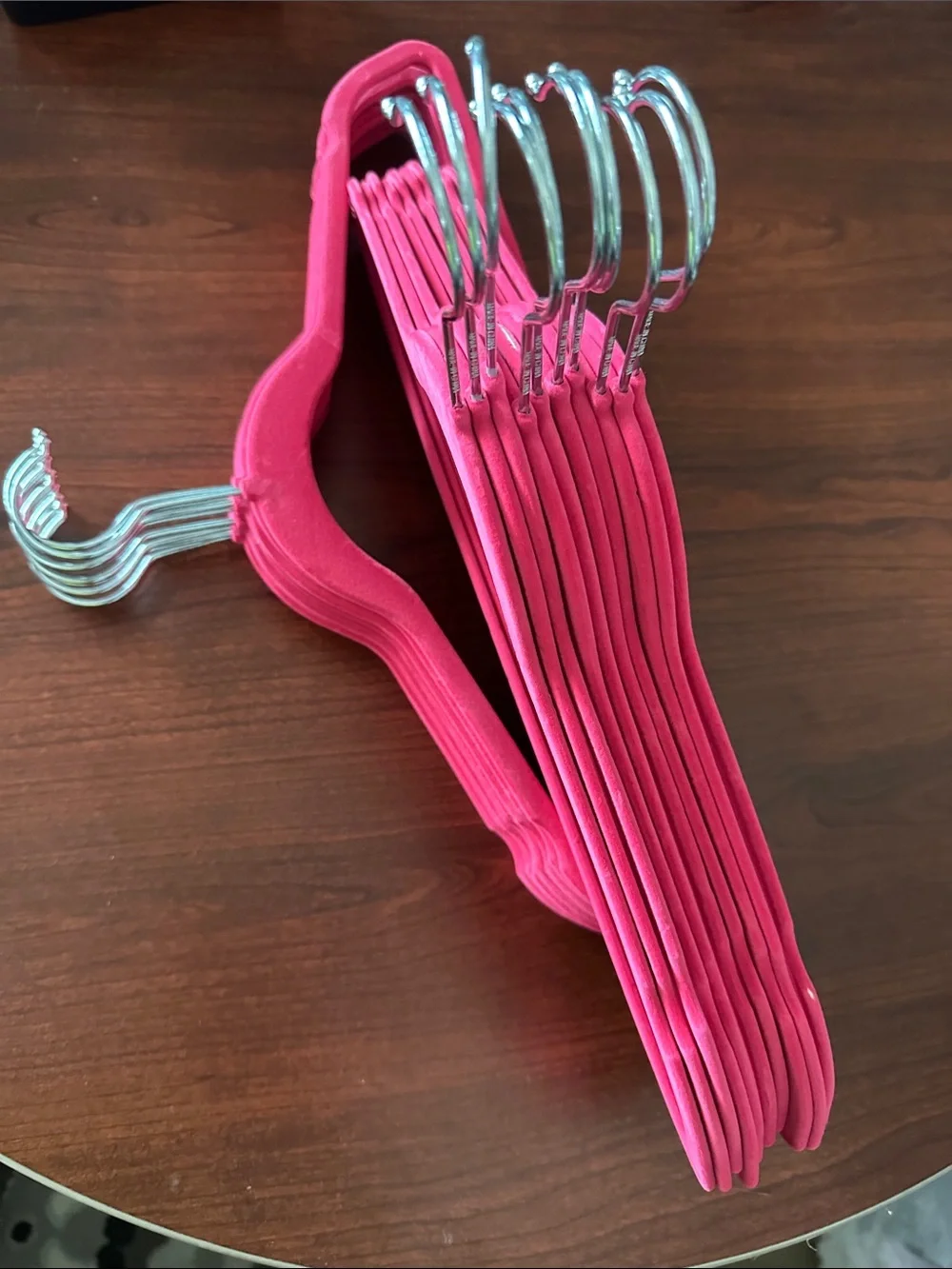 Set of 20 Vibrant Pink Velvet Non-Slip Slim Women's Hangers with Silver Hooks